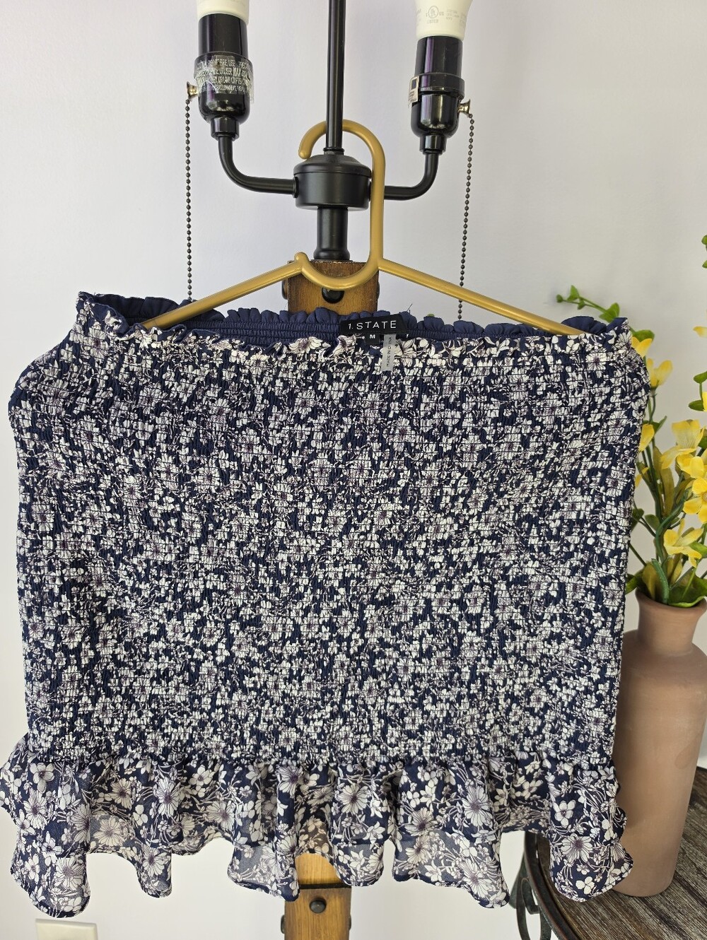 #2648, 1.STATE Navy Floral Smocked Tube SKIRT - Size M NWT